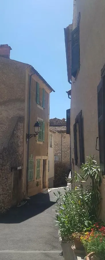 Holiday home Maison Castely Mons