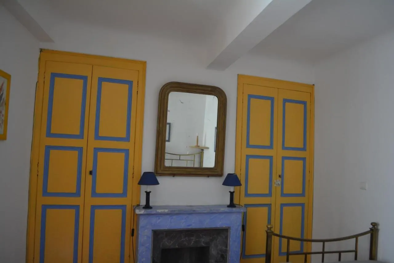 Maison Castely Mons  France